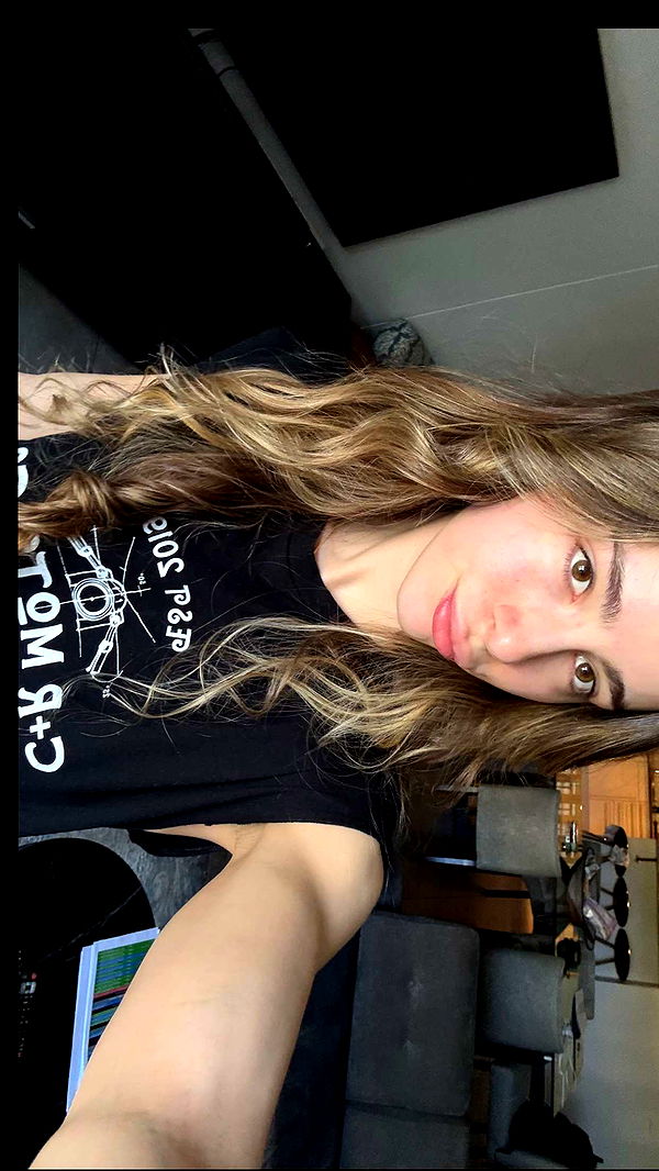 meelahrobbins image ~ Altpins