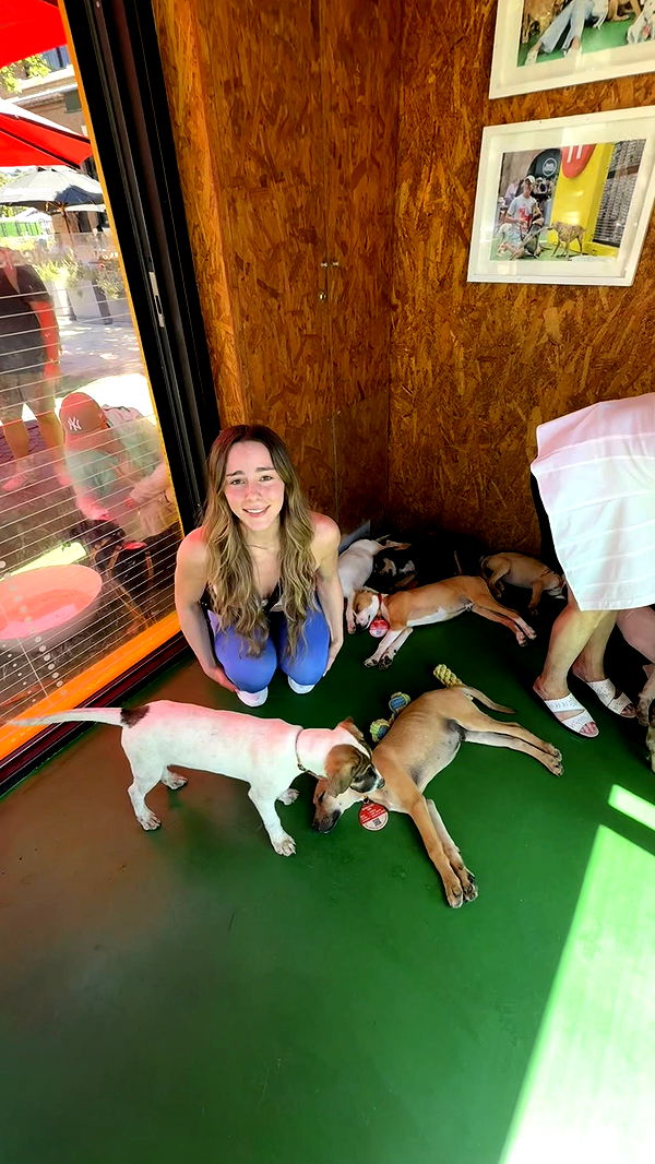 meelahrobbins image ~ Altpins