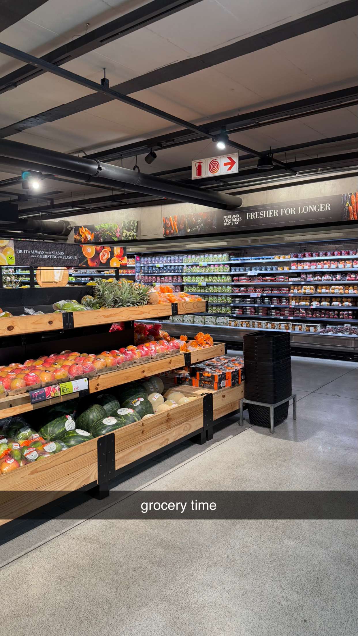 meelahrobbins snapchat image archive image