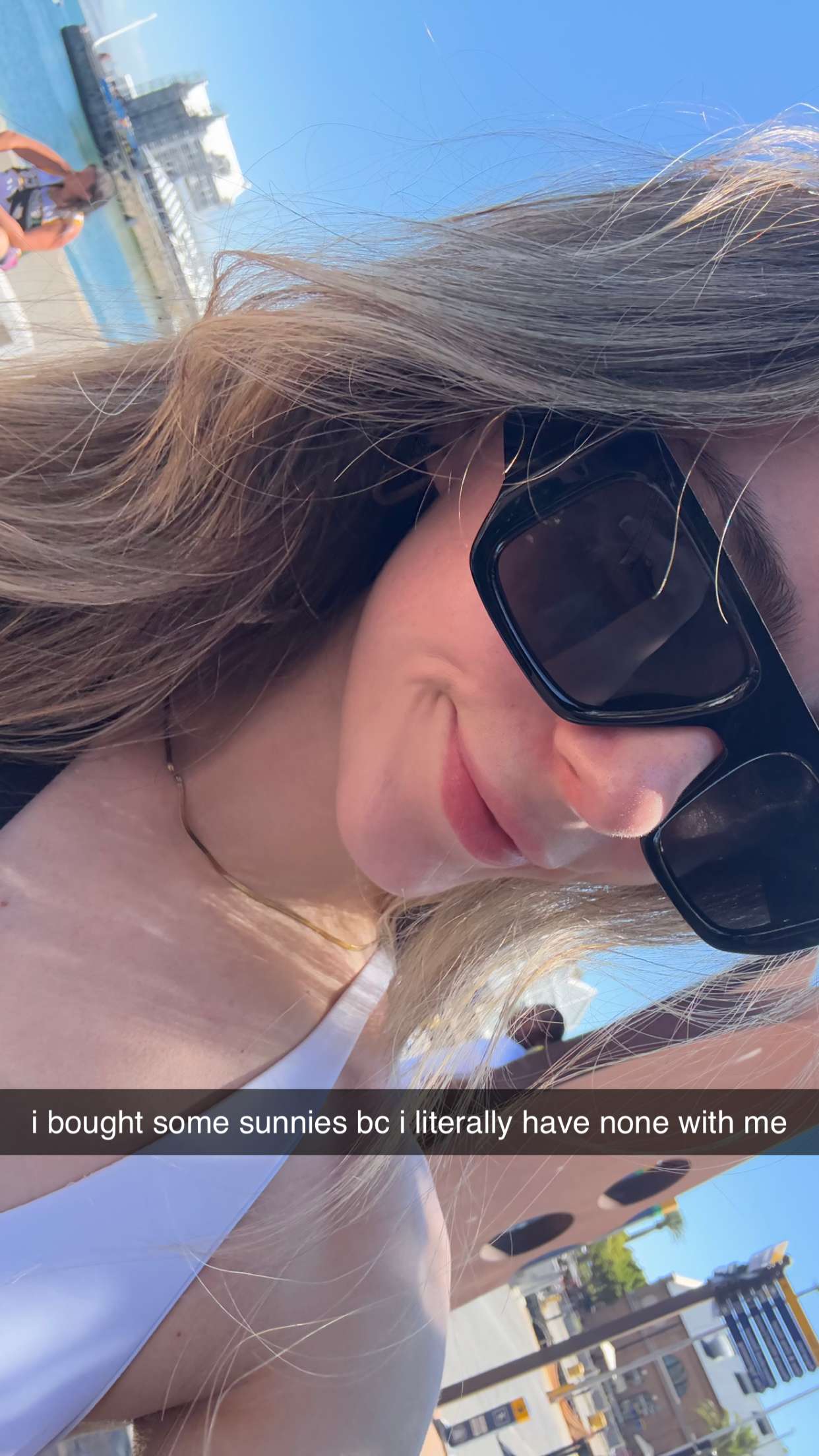 meelahrobbins snapchat image archive image