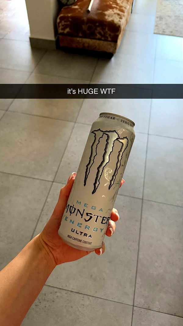 meelahrobbins image ~ Altpins