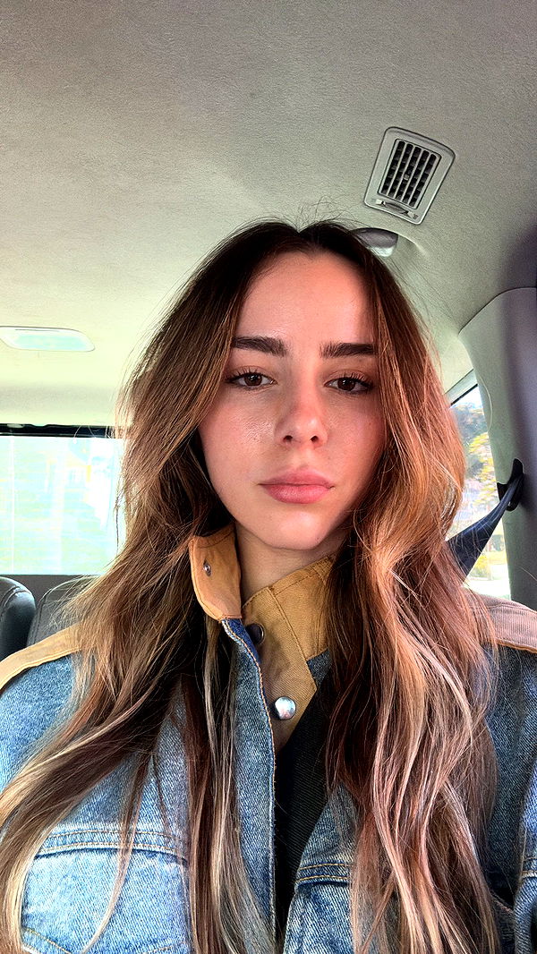 meelahrobbins image ~ Altpins