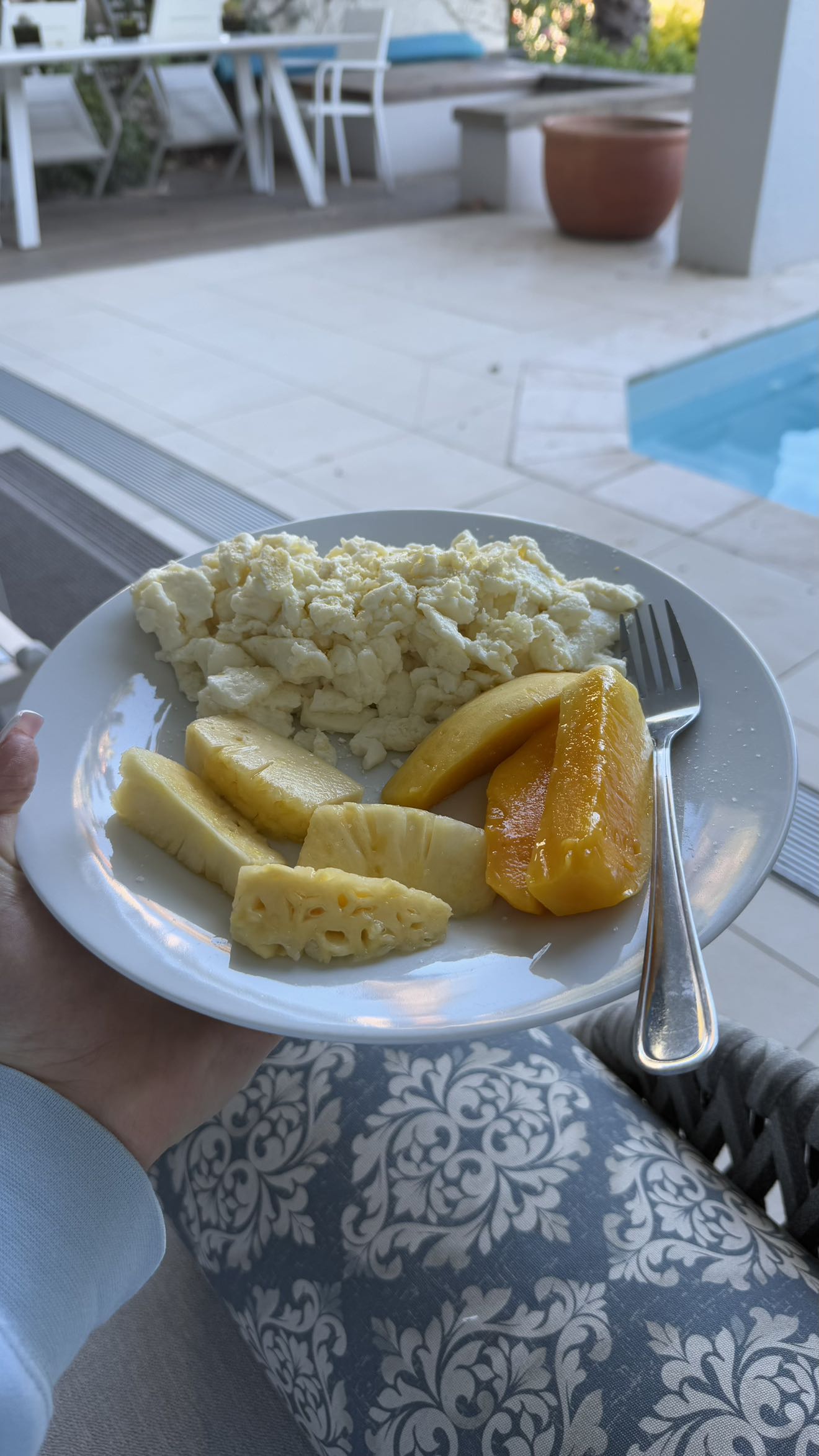 meelahrobbins snapchat image archive image