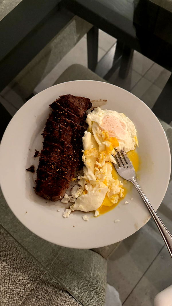 meelahrobbins image ~ Altpins