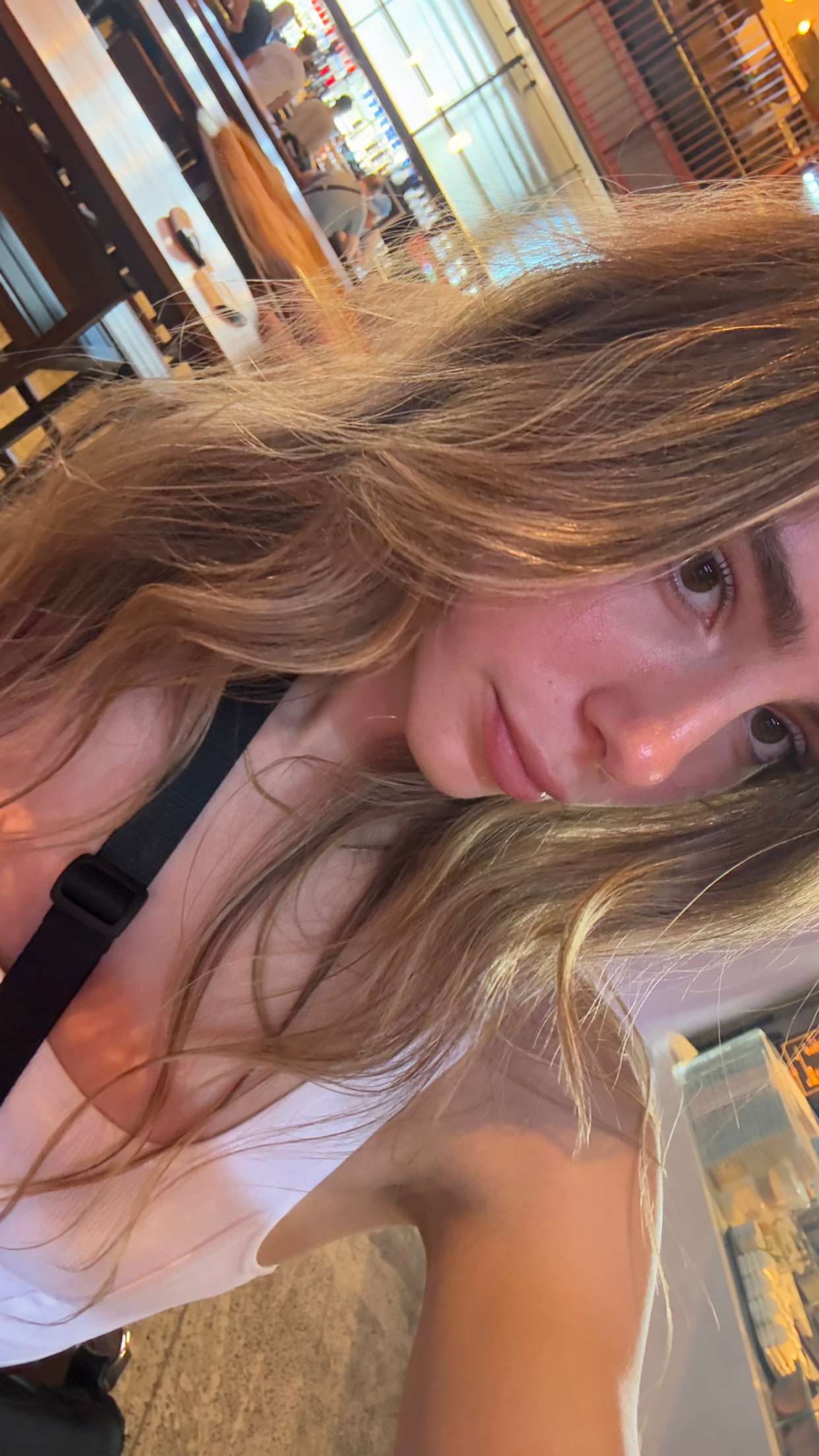 meelahrobbins snapchat image archive image