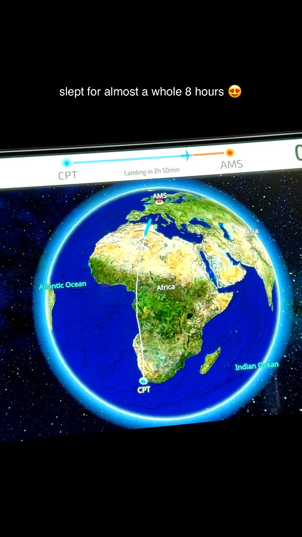 meelahrobbins image ~ Altpins