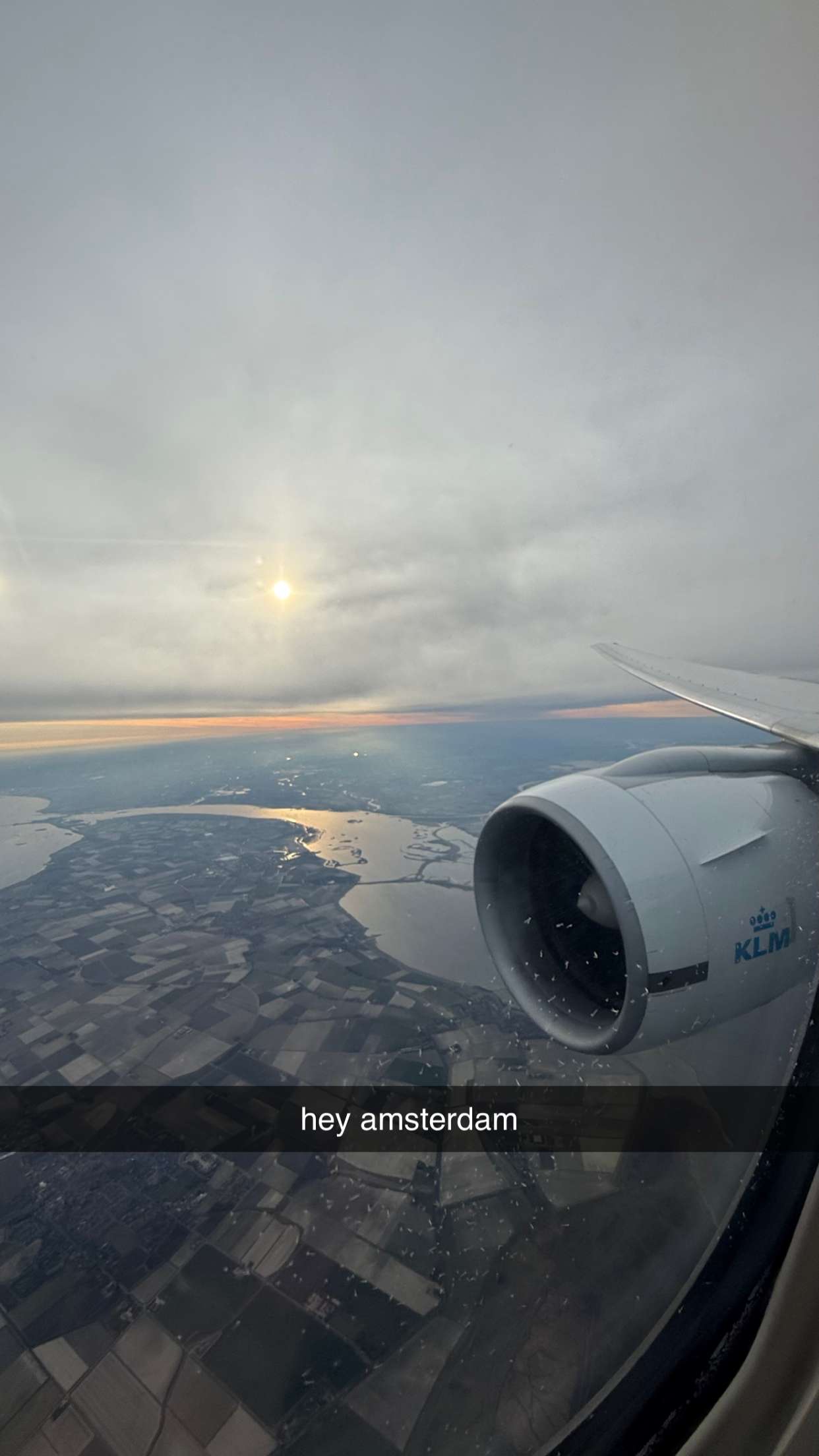 meelahrobbins snapchat image archive image