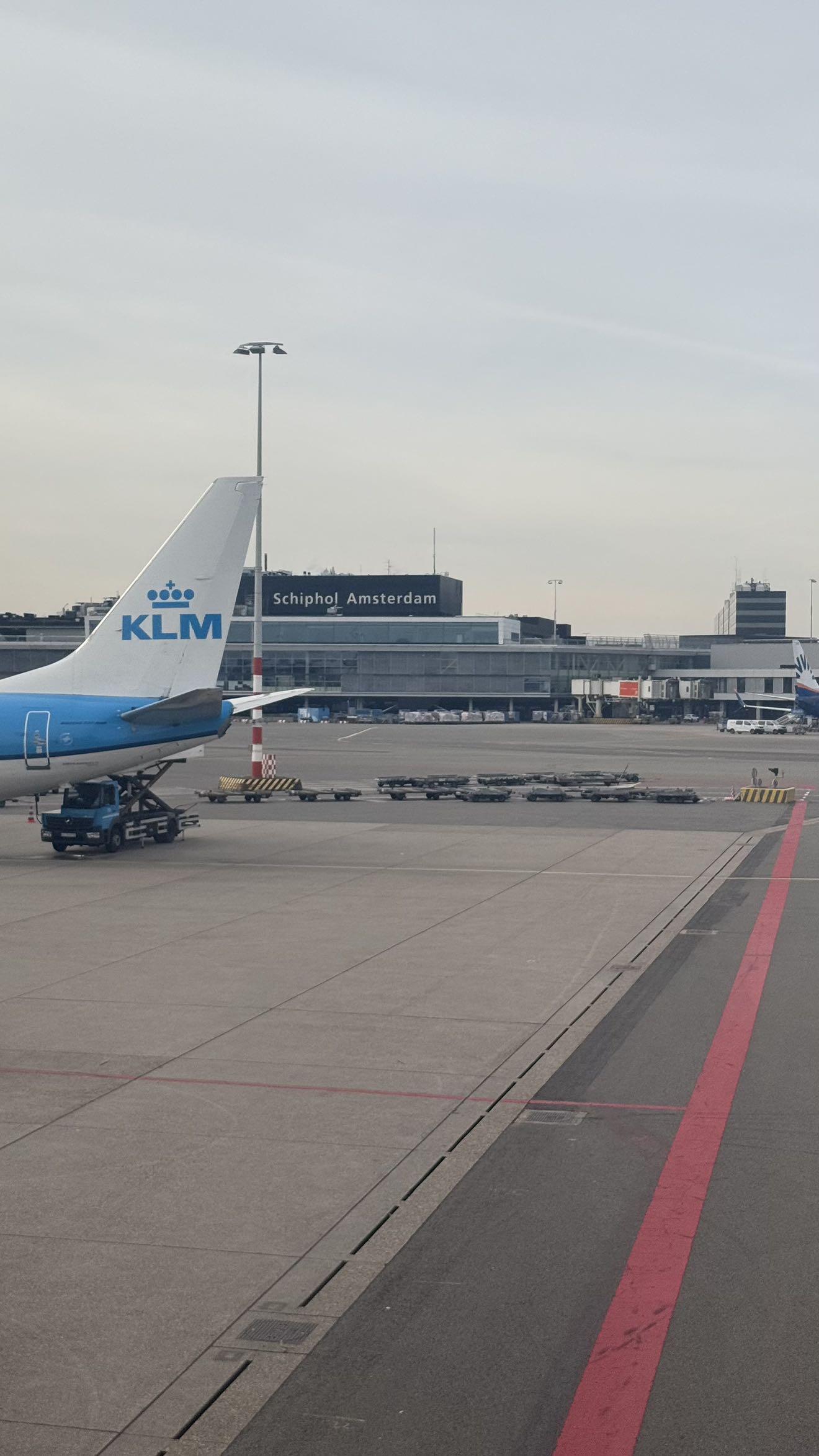 meelahrobbins snapchat image archive image