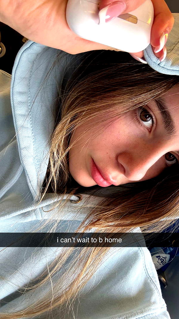 meelahrobbins image ~ Altpins