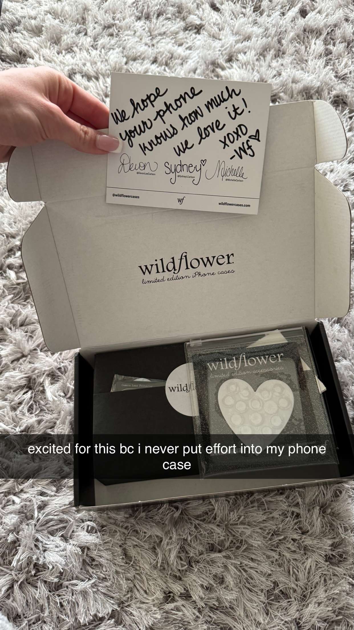 meelahrobbins snapchat image archive image