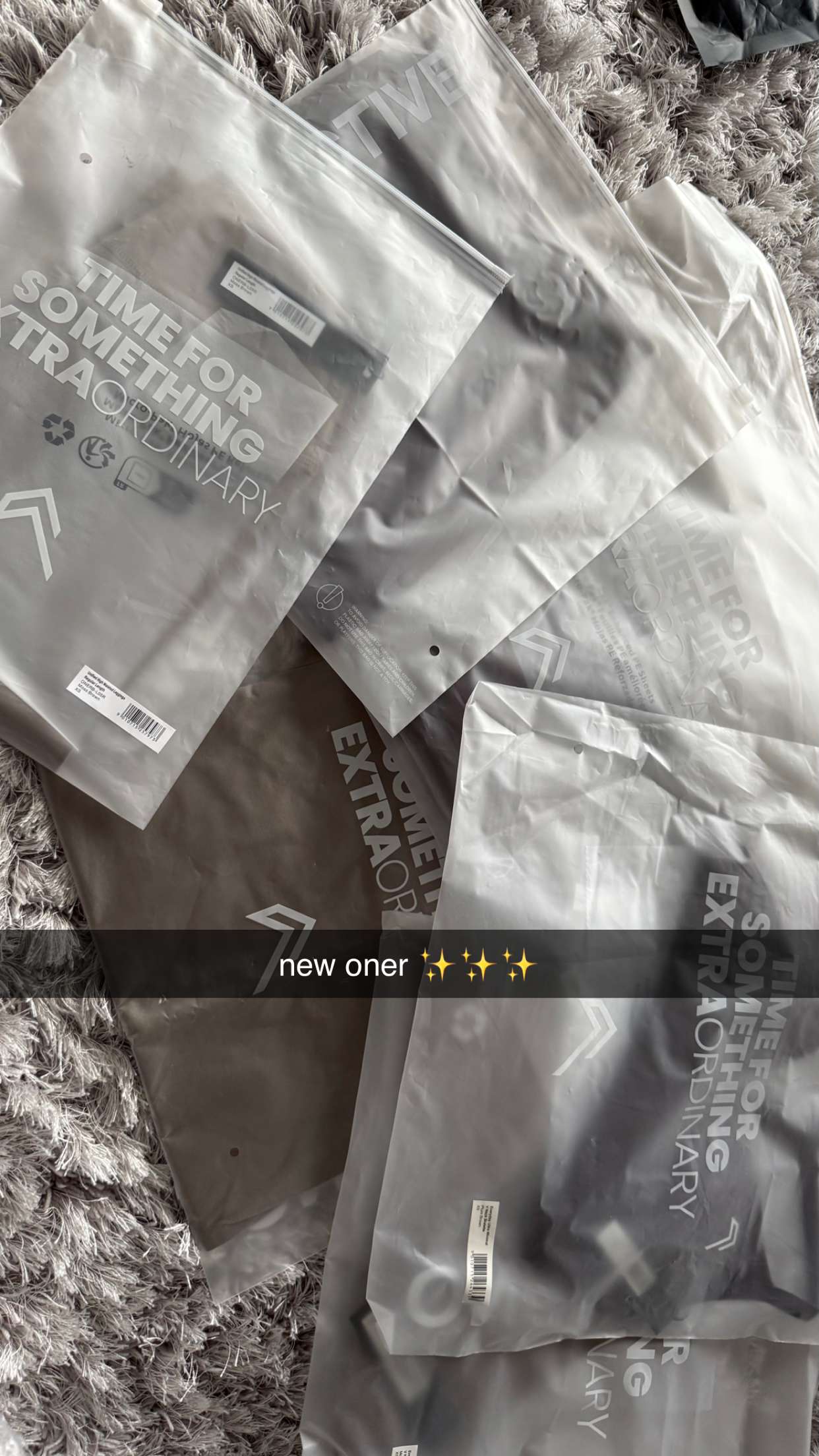 meelahrobbins snapchat image archive image