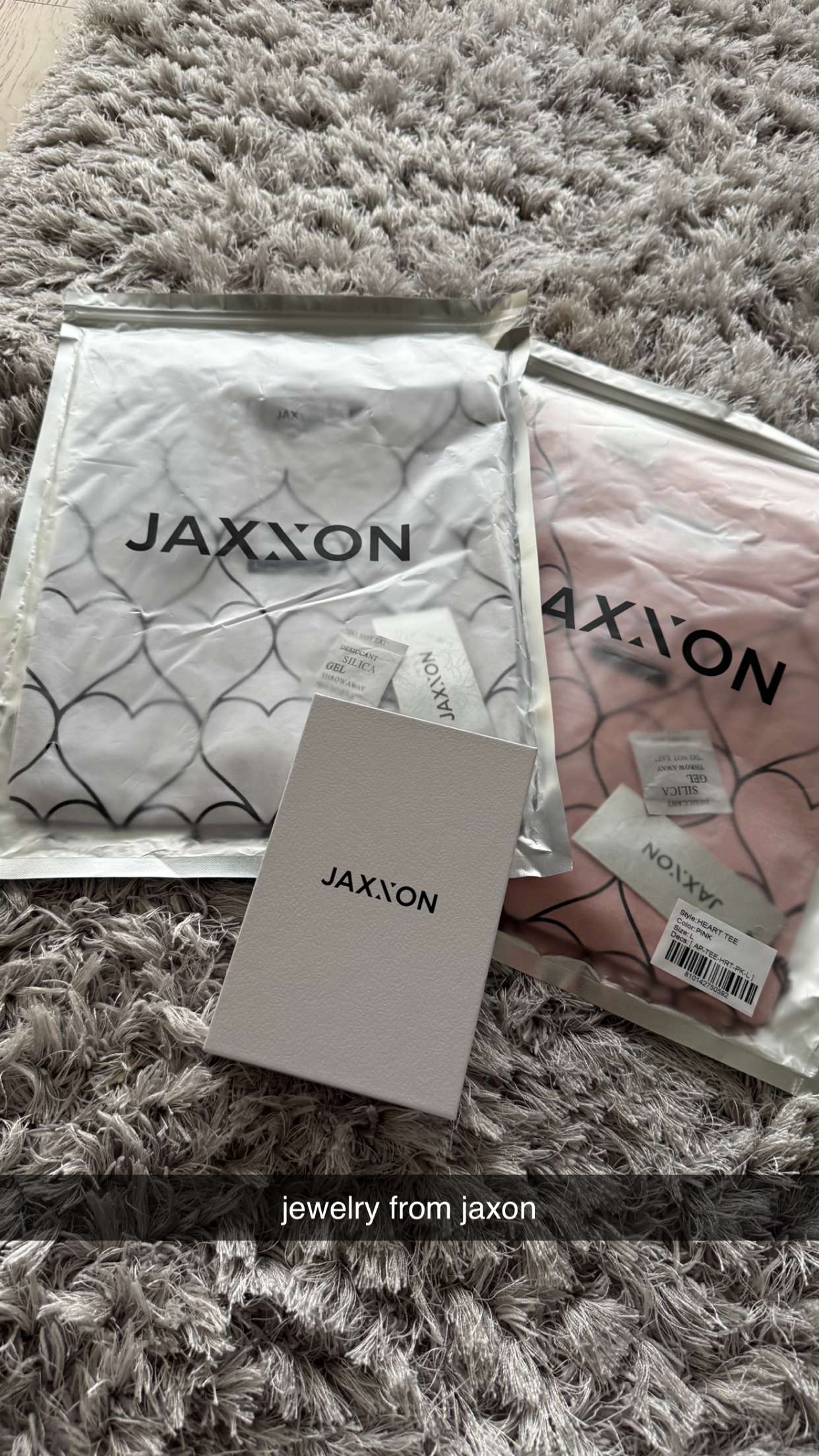 meelahrobbins snapchat image archive image