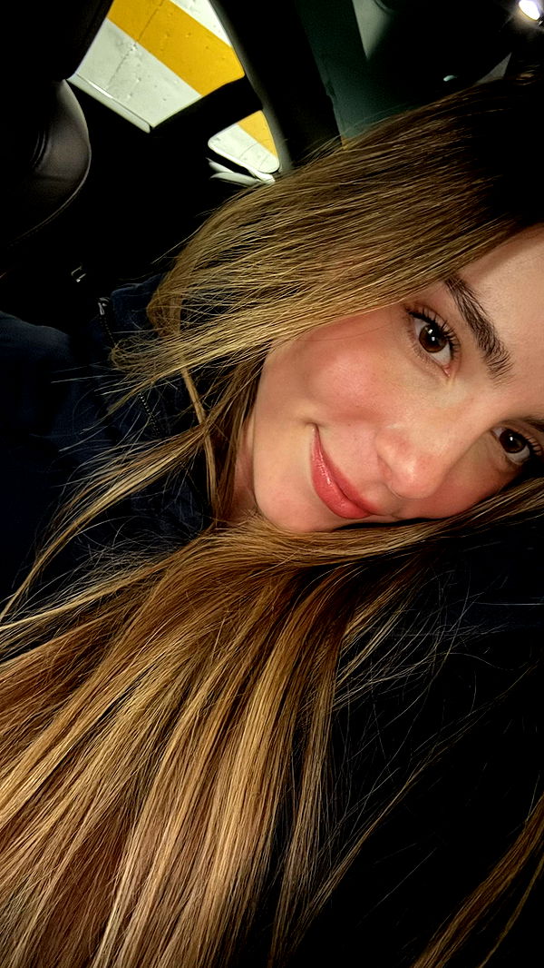 meelahrobbins image ~ Altpins