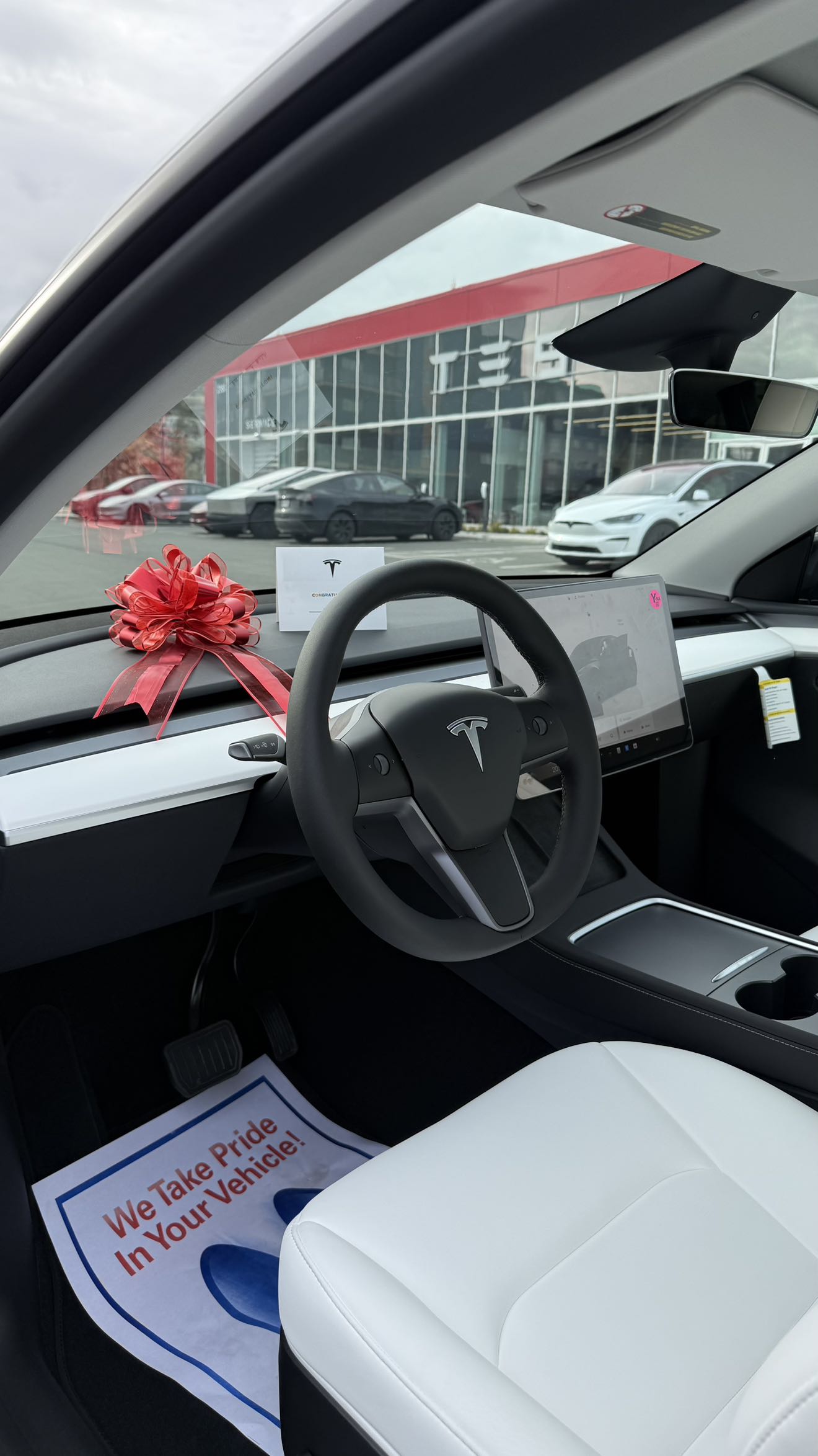 meelahrobbins snapchat image archive image