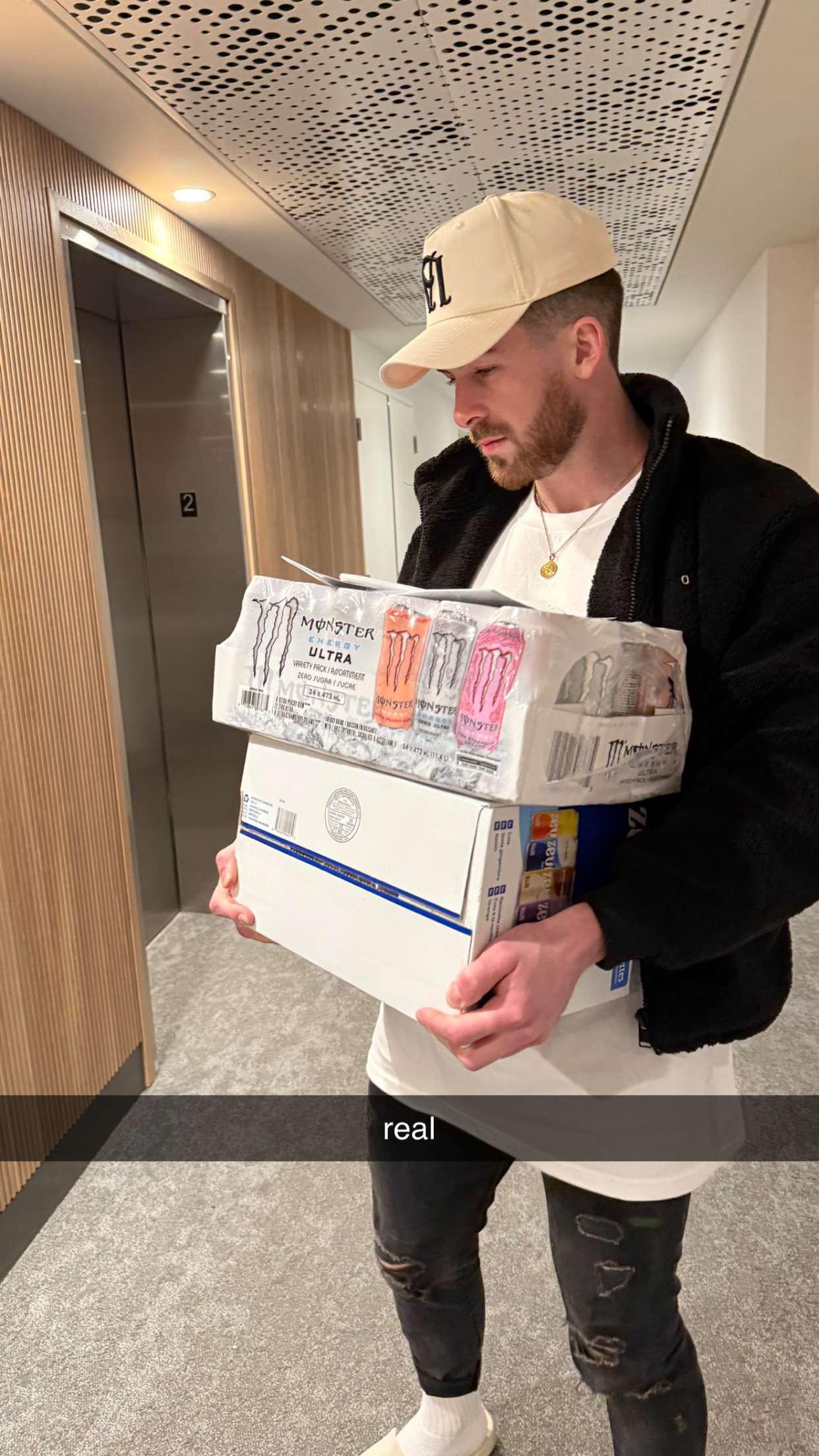 meelahrobbins snapchat image archive image