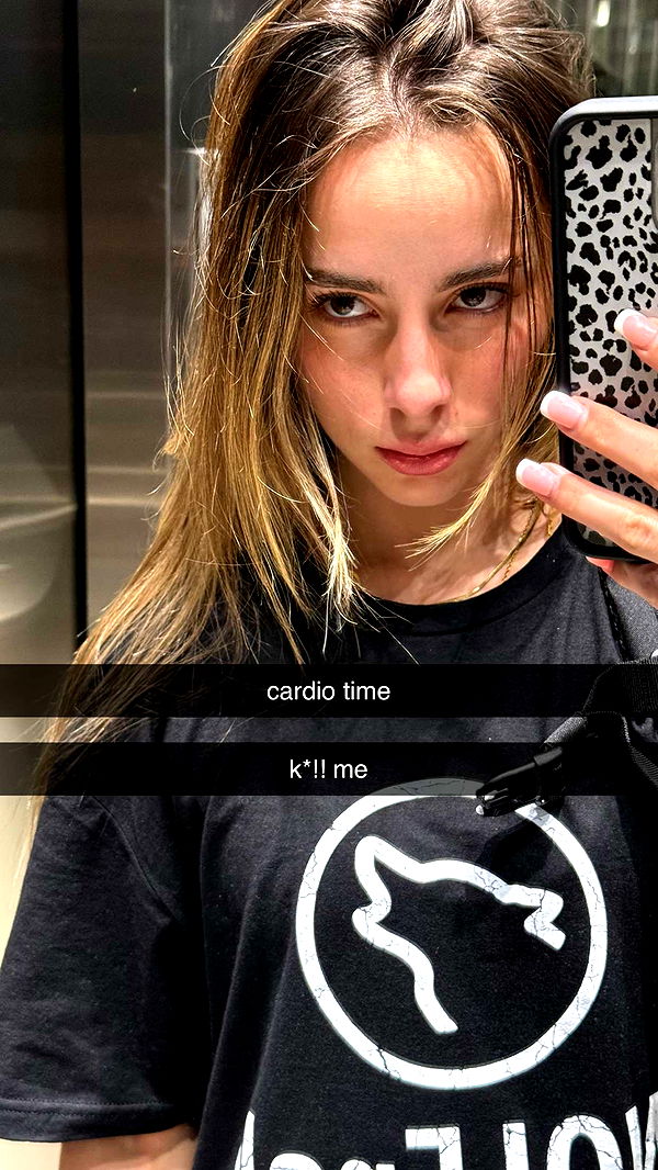 meelahrobbins image ~ Altpins