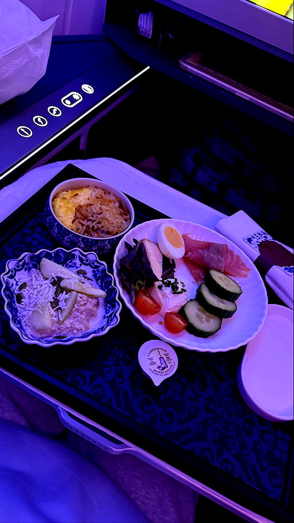 meelahrobbins image ~ Altpins