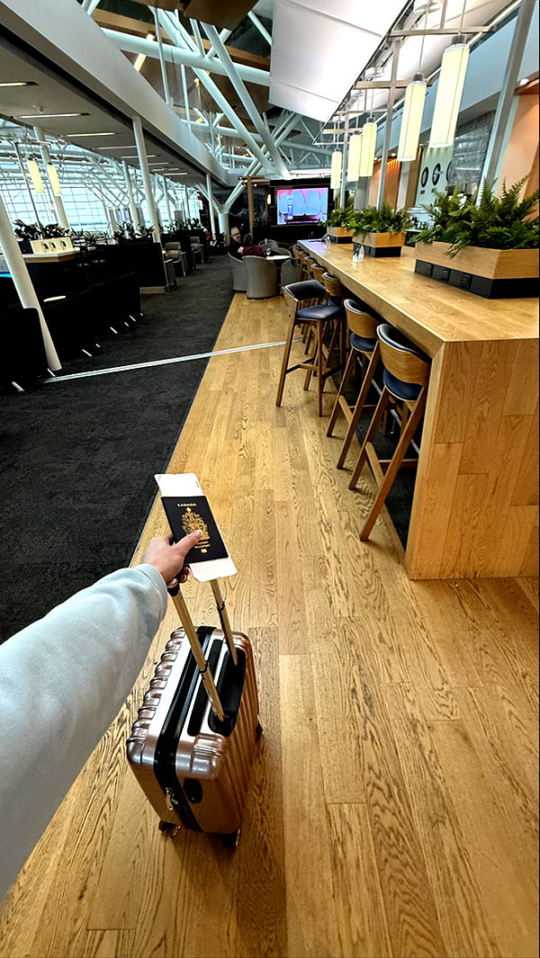 meelahrobbins image ~ Altpins