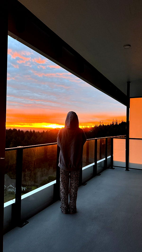 meelahrobbins image ~ Altpins