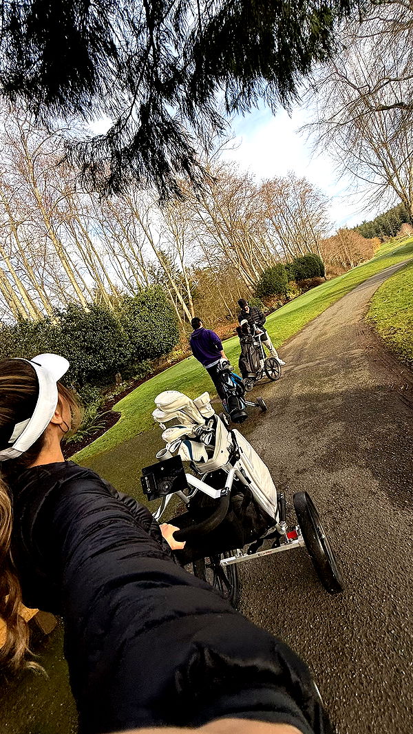 meelahrobbins image ~ Altpins