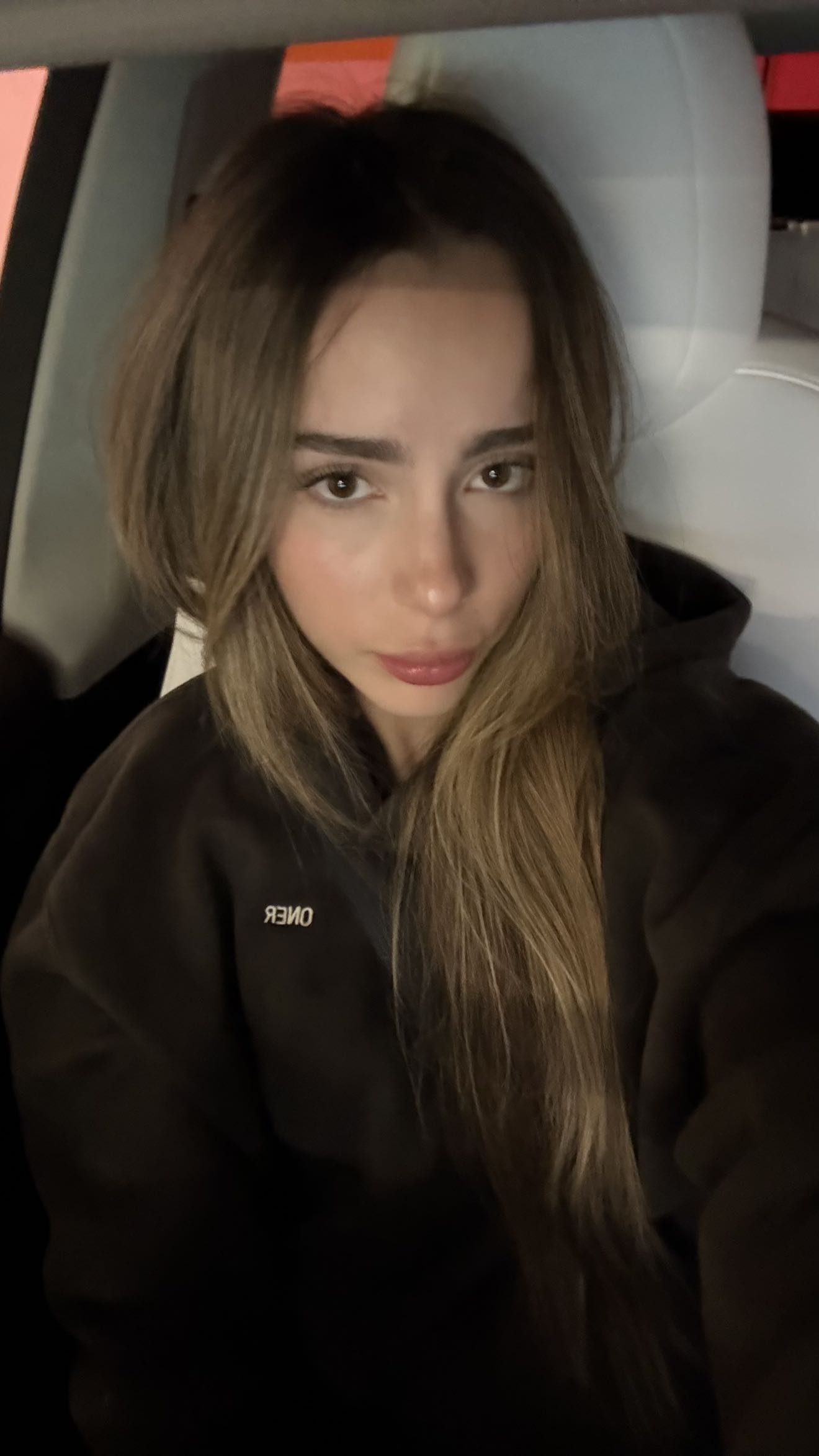 meelahrobbins snapchat image archive image