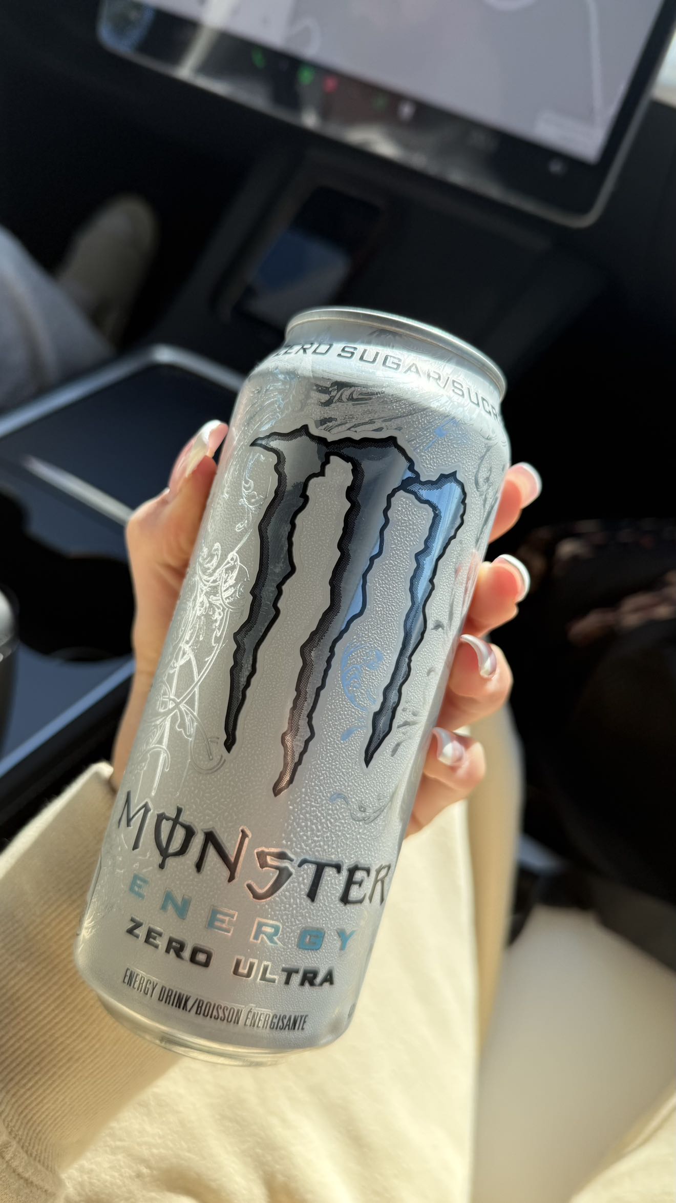 meelahrobbins snapchat image archive image