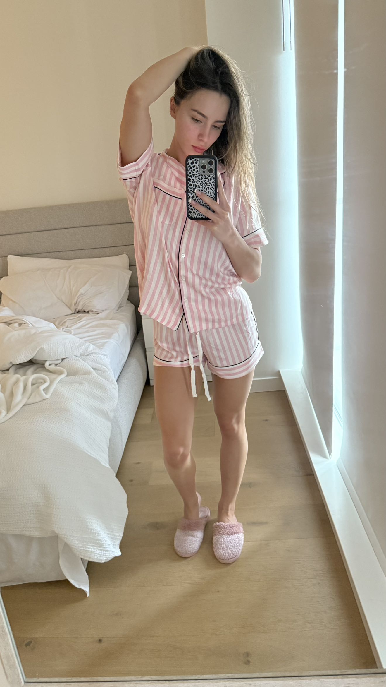 meelahrobbins snapchat image archive image