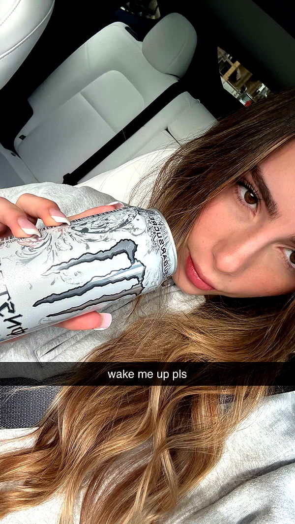 meelahrobbins image ~ Altpins