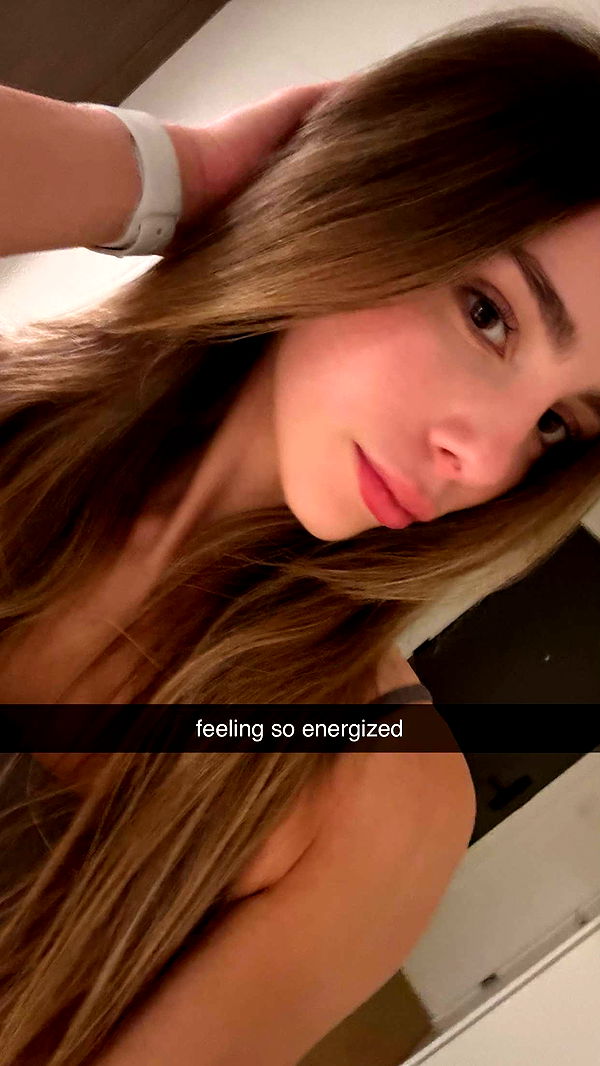 meelahrobbins image ~ Altpins