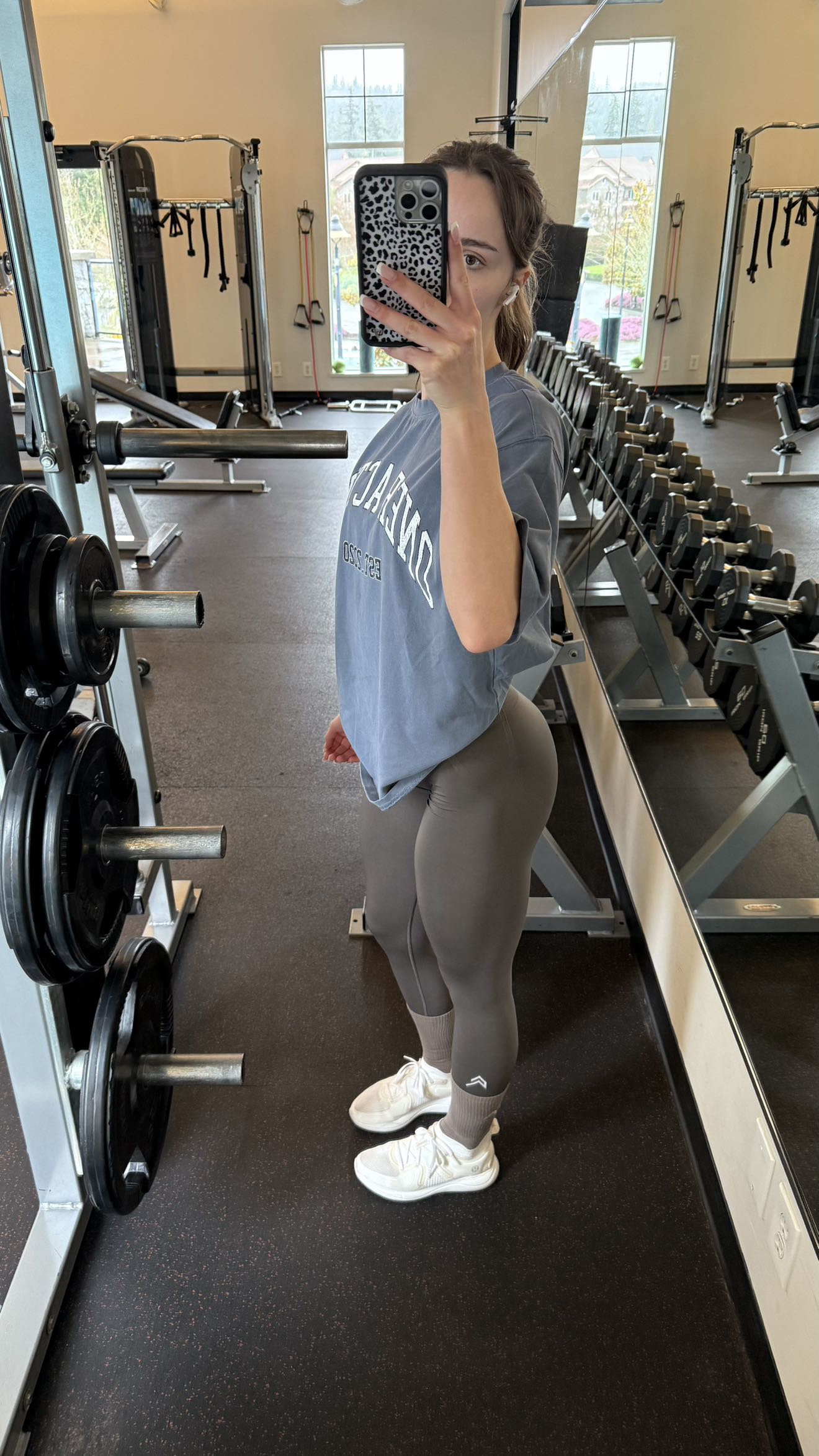 meelahrobbins snapchat image archive image