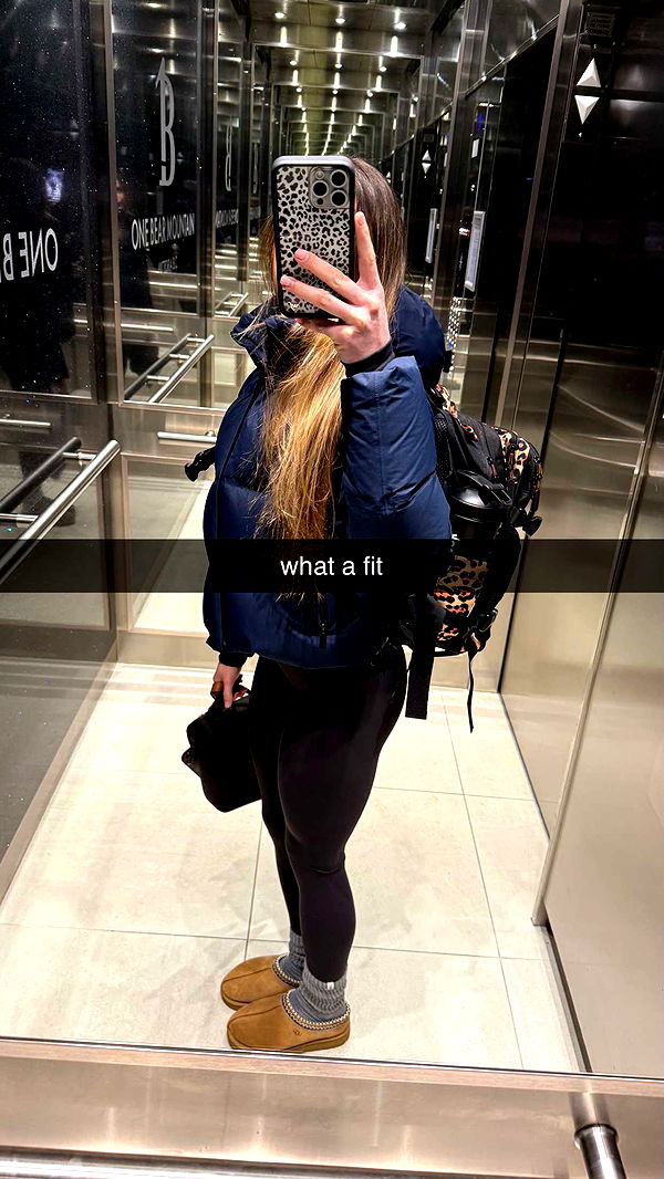 meelahrobbins image ~ Altpins