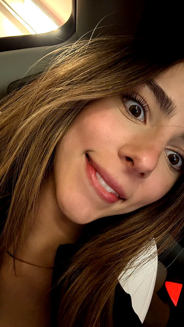 meelahrobbins image ~ Altpins