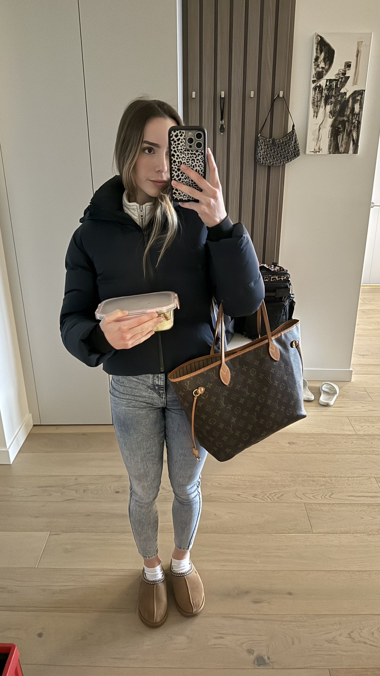 meelahrobbins snapchat image archive image