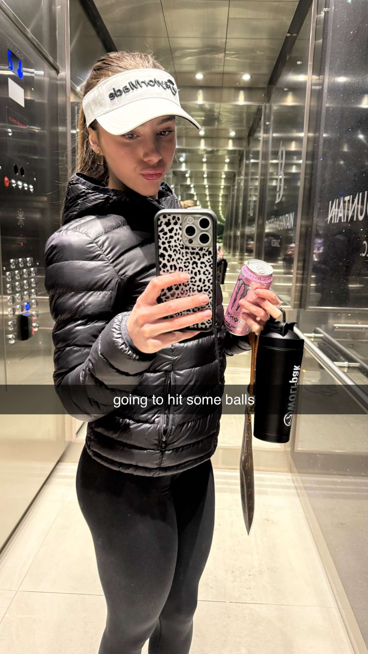 meelahrobbins snapchat image archive image