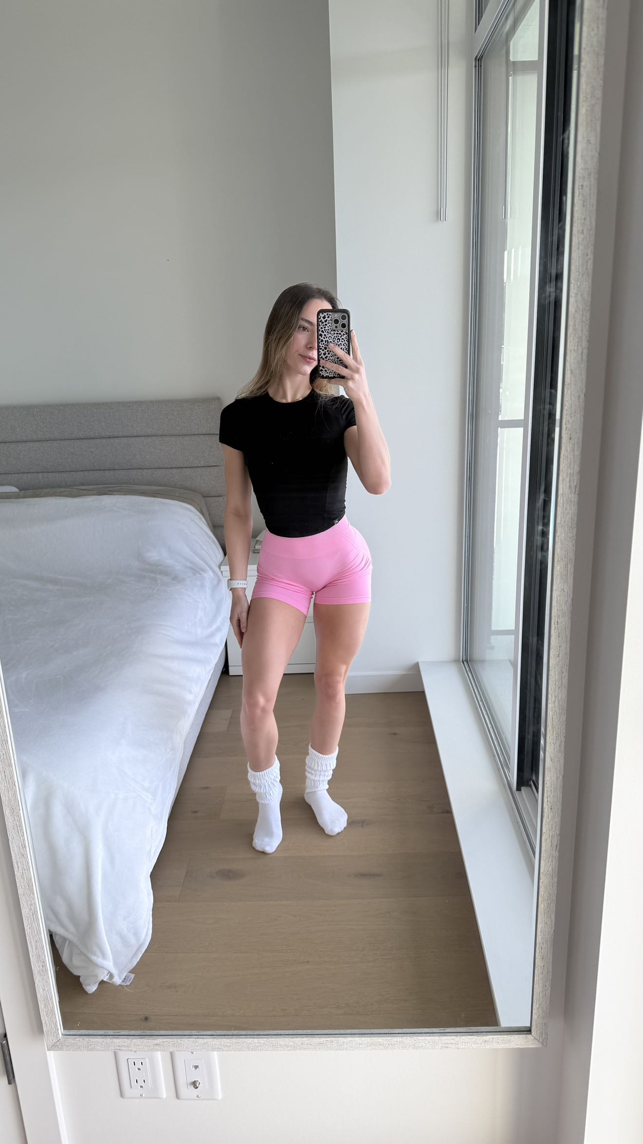 meelahrobbins snapchat image archive image