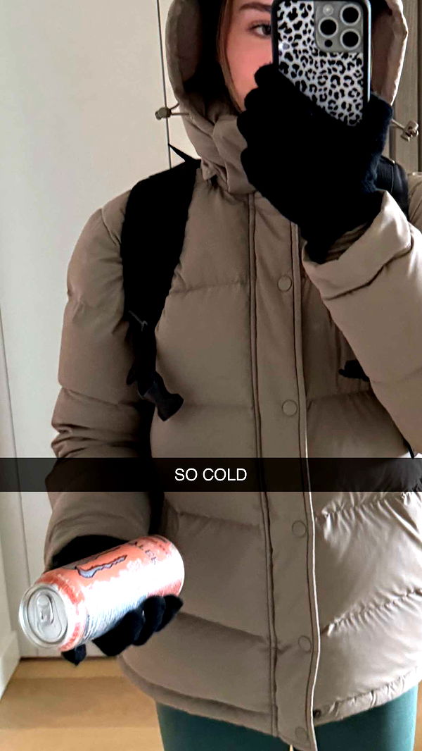 meelahrobbins image ~ Altpins