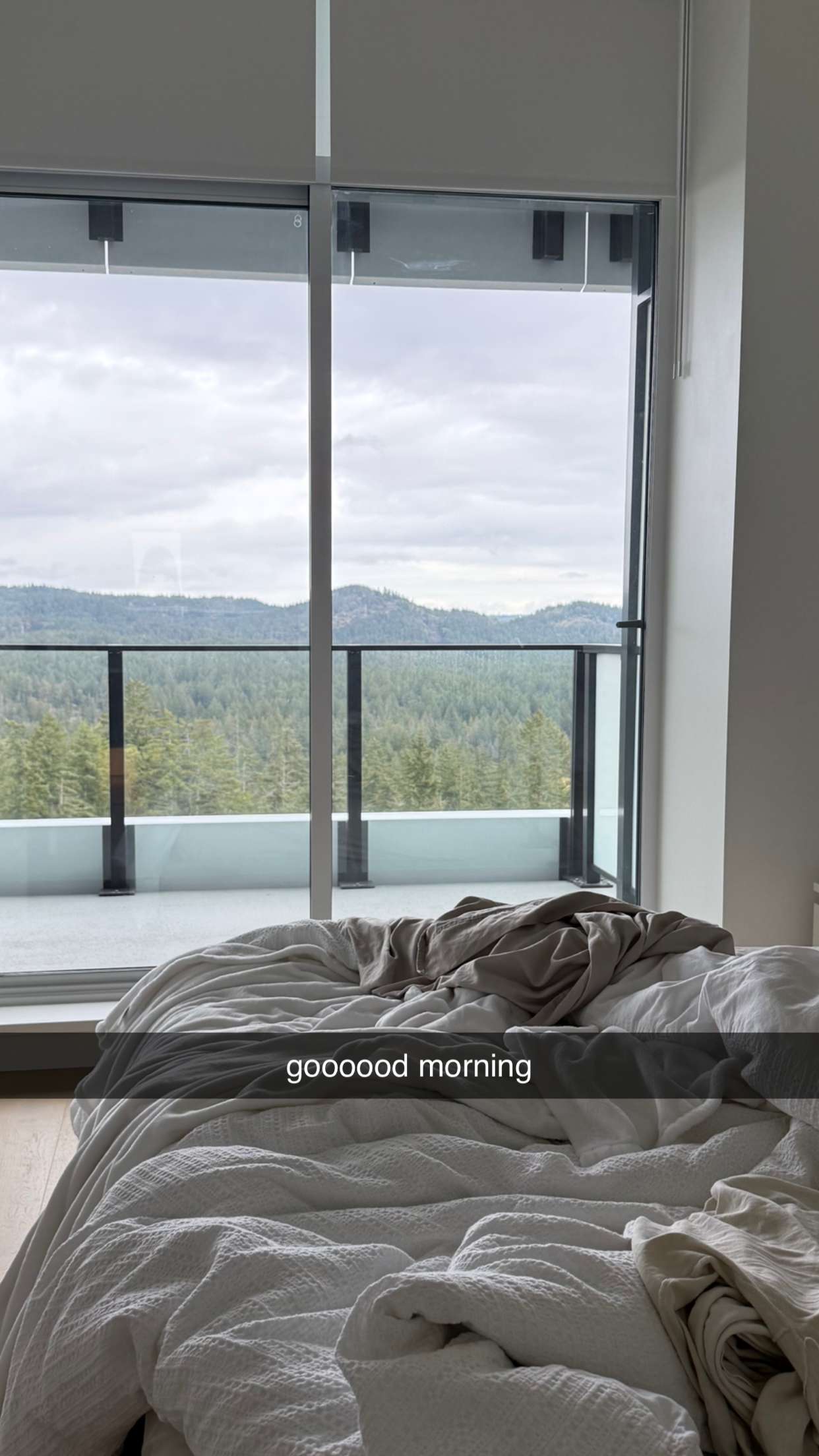 meelahrobbins snapchat image archive image