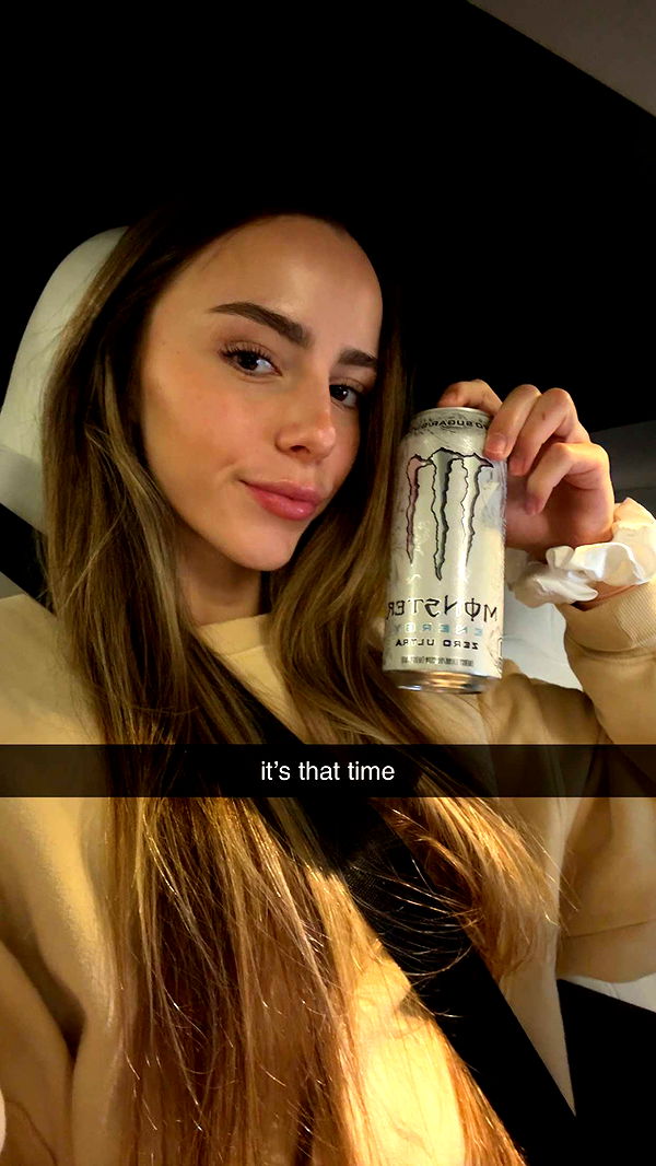 meelahrobbins image ~ Altpins