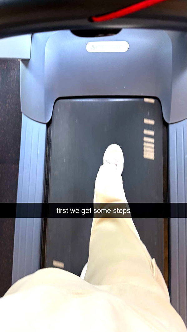 meelahrobbins image ~ Altpins