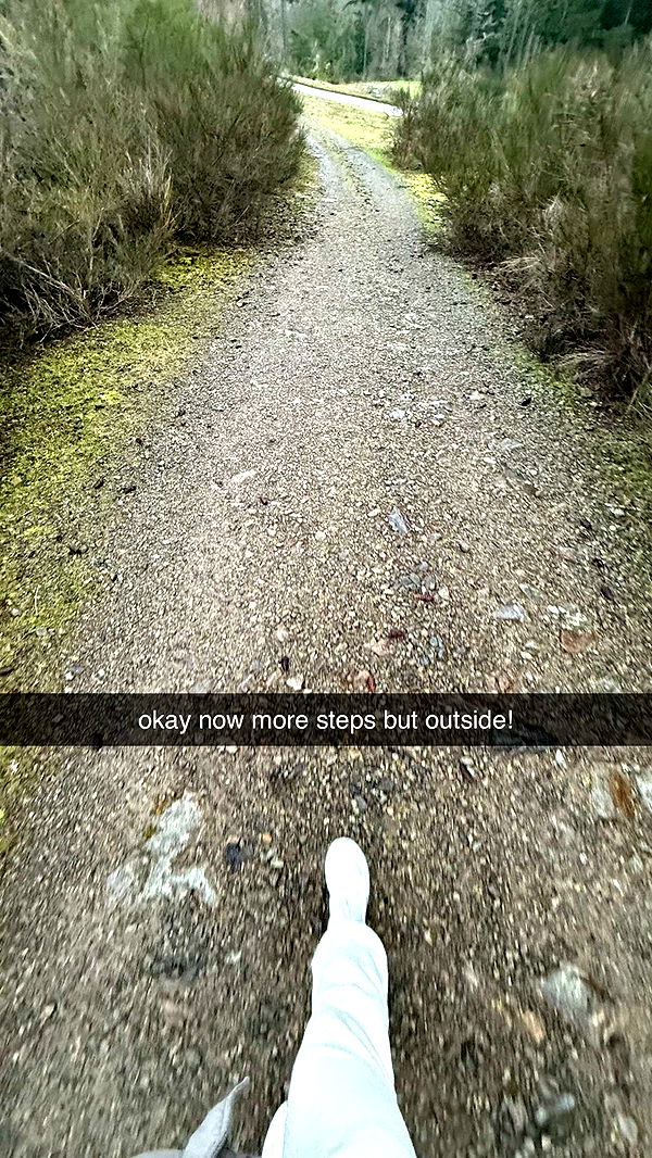 meelahrobbins image ~ Altpins