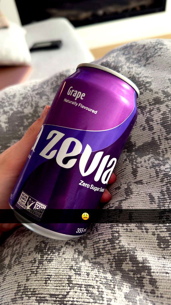 meelahrobbins image ~ Altpins