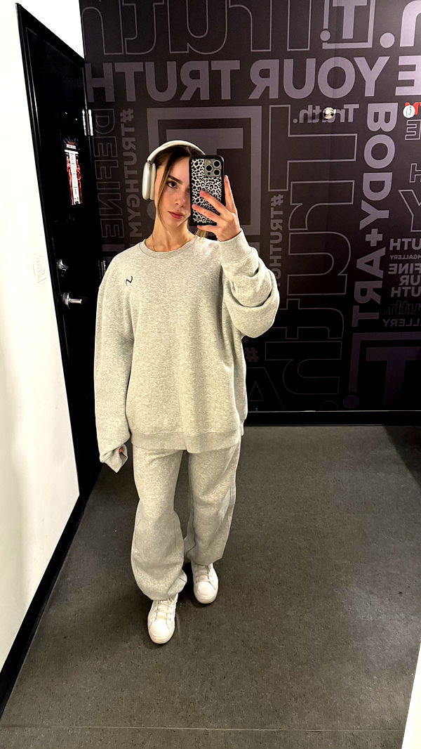 meelahrobbins image ~ Altpins