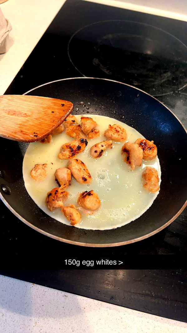 meelahrobbins image ~ Altpins