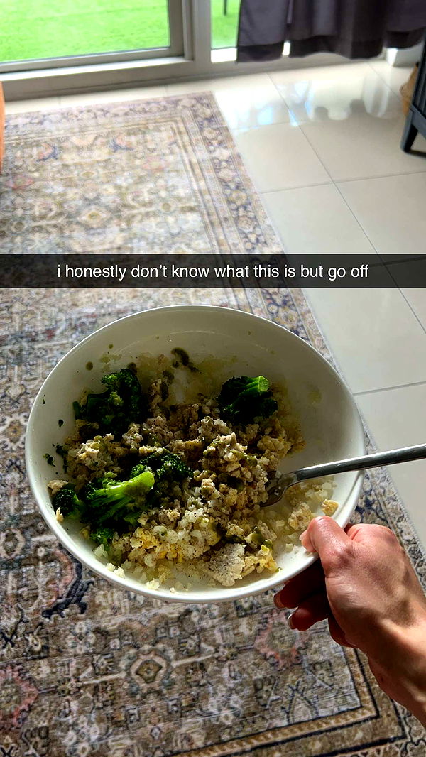 meelahrobbins image ~ Altpins