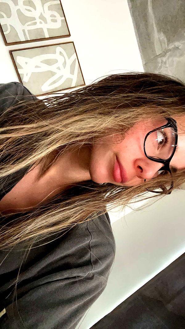 meelahrobbins image ~ Altpins