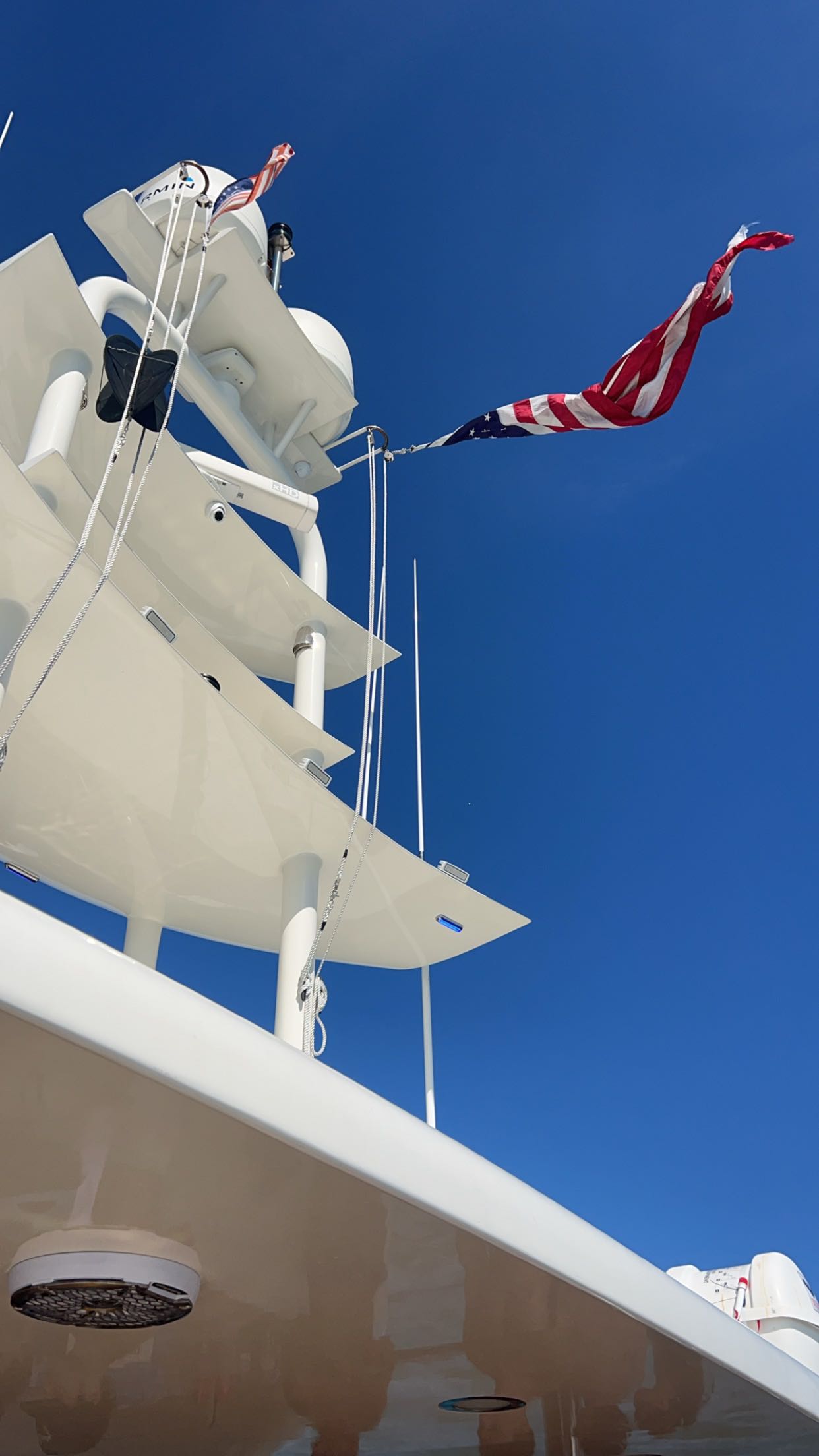 meelahrobbins snapchat image archive image