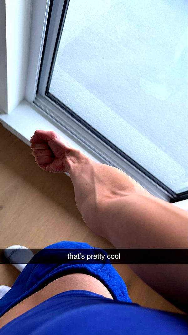 meelahrobbins image ~ Altpins