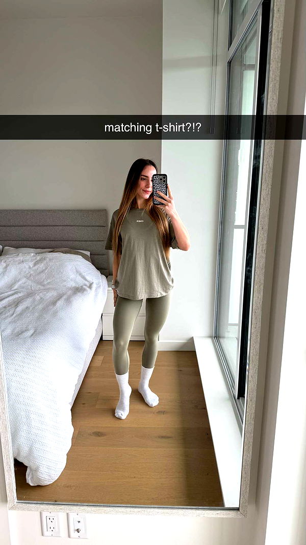 meelahrobbins image ~ Altpins