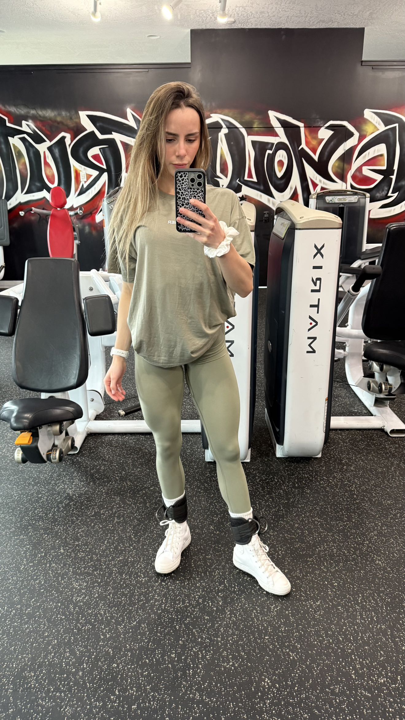 meelahrobbins snapchat image archive image