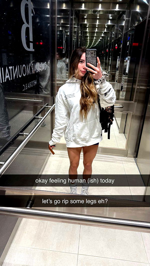 meelahrobbins image ~ Altpins